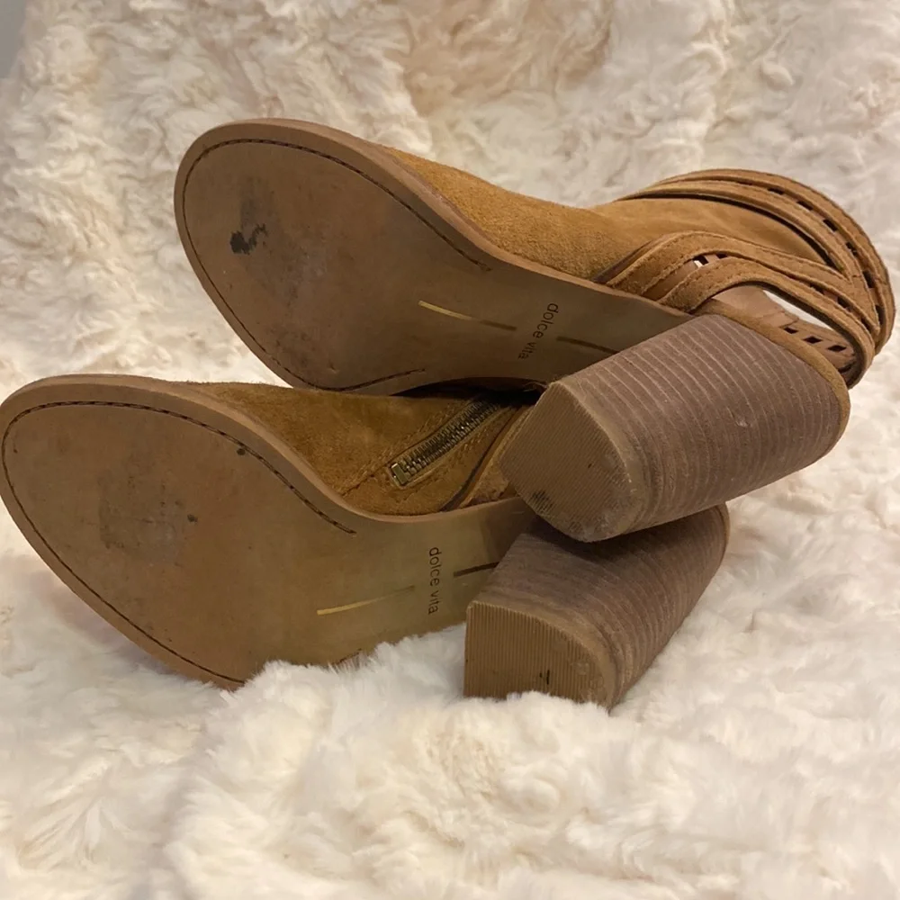 🐻 DOLCE VITA Suede Heel 🐻 - Picture 4 of 4